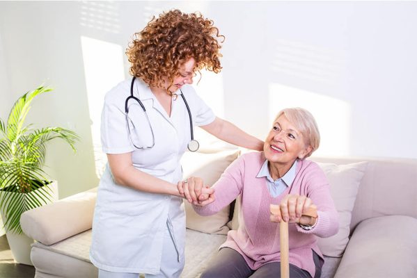 درمان کمردرد در سالمندان