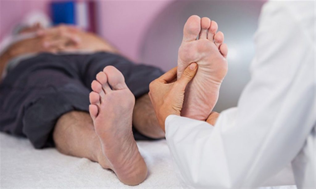 درمان درد کف پا در سالمندان