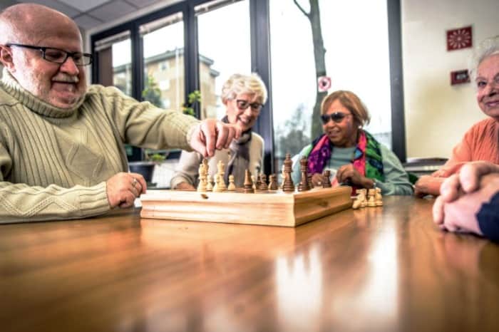 شطرنج بهترین سرگرمی سالمندان