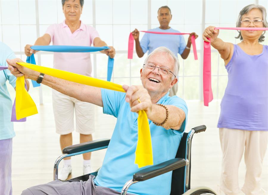 ضعف عضلات پا در سالمندان